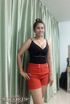 Narisa - Escort lady Bangkok 2