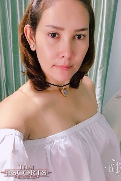 Narisa - Escort lady Bangkok 3