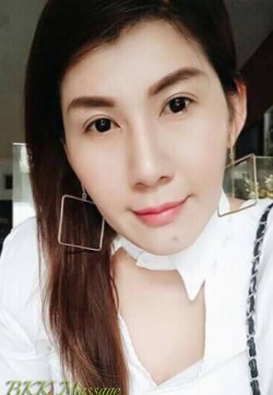 Sanya - Escort ladies Bangkok 1