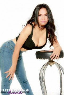Colina - Escort lady Bangkok 3