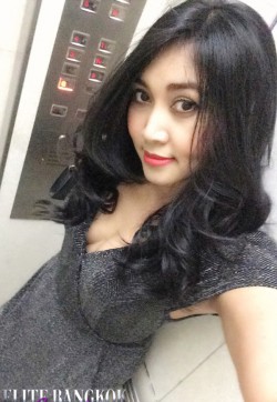 Naris - Escort ladies Bangkok 1
