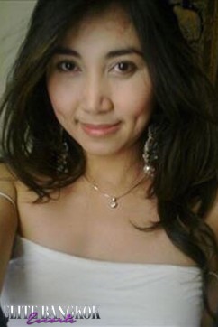 Naris - Escort lady Bangkok 4
