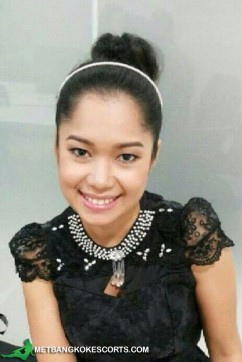 Tong - Escort lady Bangkok 4