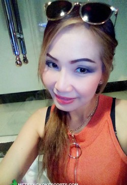 Taptim - Escort ladies Bangkok 1