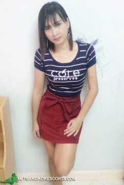 Aoy - Escort lady Bangkok 3