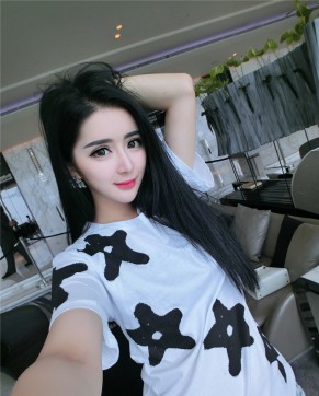 Livia - Escort lady Hong Kong 3
