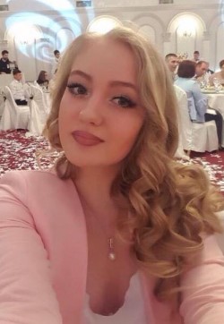 Maya - Escort ladies Amsterdam 1