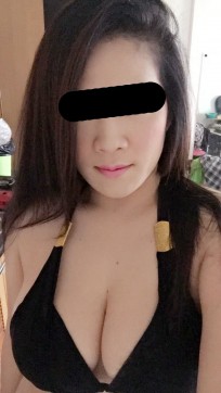 Busty Venus - Escort lady Bangkok 2