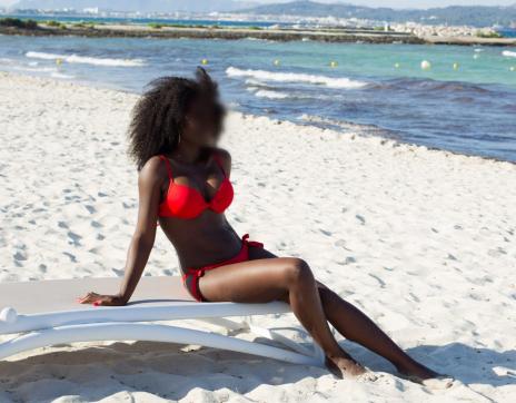 Serena - Escort lady Frankfurt 9