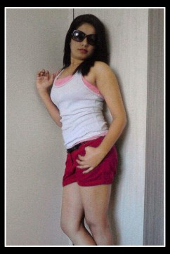 Krnina Khan - Escort lady Doha 2