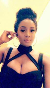 CAMILLA - Escort lady Abu Dhabi 5