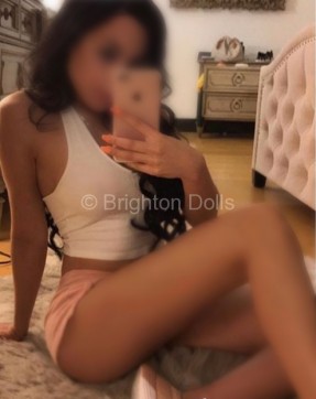 Vivianne - Escort lady Brighton 2