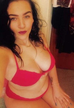 Faith - Escort lady Birmingham EN 4