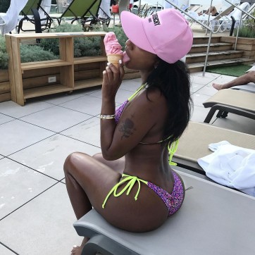 Sexy Sara - Escort lady Abu Dhabi 4