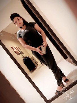 Arohi - Escort lady Dubai 3