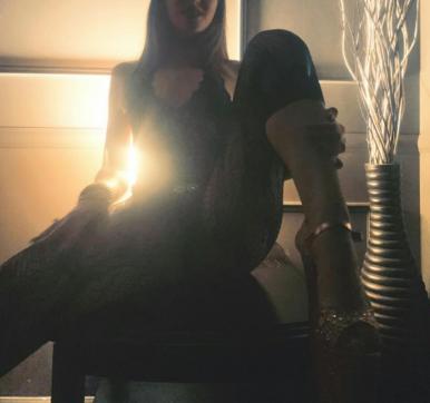 Giselle Banks - Escort female slave / maid Seattle 3