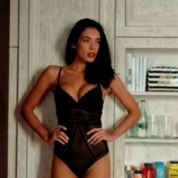 Otavia - Escort lady Dubai 3