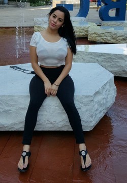 Ashley - Escort ladies Dubai 1 Ashley - Escort ladies Dubai 1