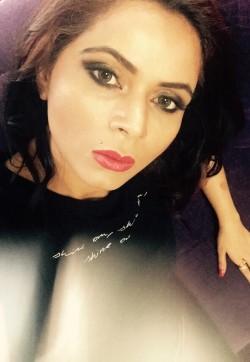 Roshini - Escort ladies Abu Dhabi 1