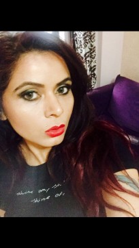 Roshini - Escort lady Abu Dhabi 2