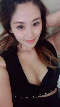 Vivian - Escort lady Abu Dhabi 3