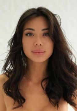 Linda Greenfield - Escort ladies Chicago 1