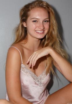 Mary Labrador - Escort ladies Denver CO 1