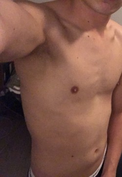 Twink98 - Escort gays Cassel 1