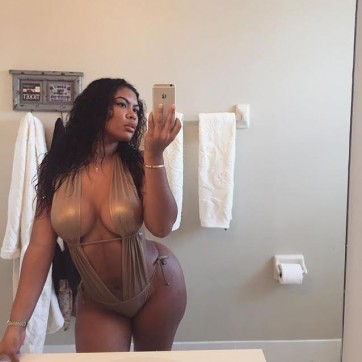 Zoe - Escort lady Dubai 2