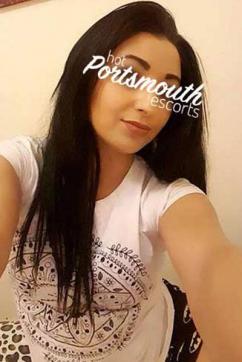 Larissa - Escort lady Portsmouth 2