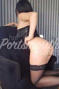 Larissa - Escort lady Portsmouth 3