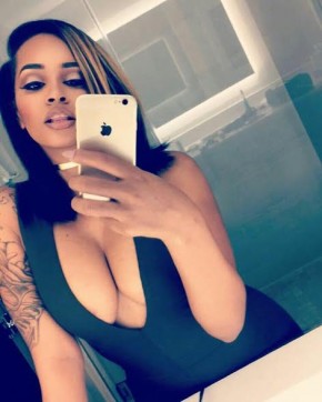 Laura - Escort lady Dubai 2