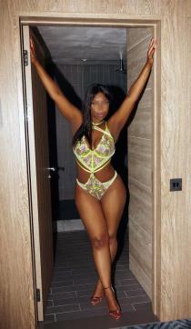 Stephanie Jenson - Escort lady London 4