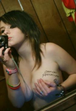 Kylie MacLeod - Escort ladies Charlotte 1