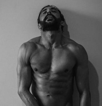 Petros - Escort gay Munich 5