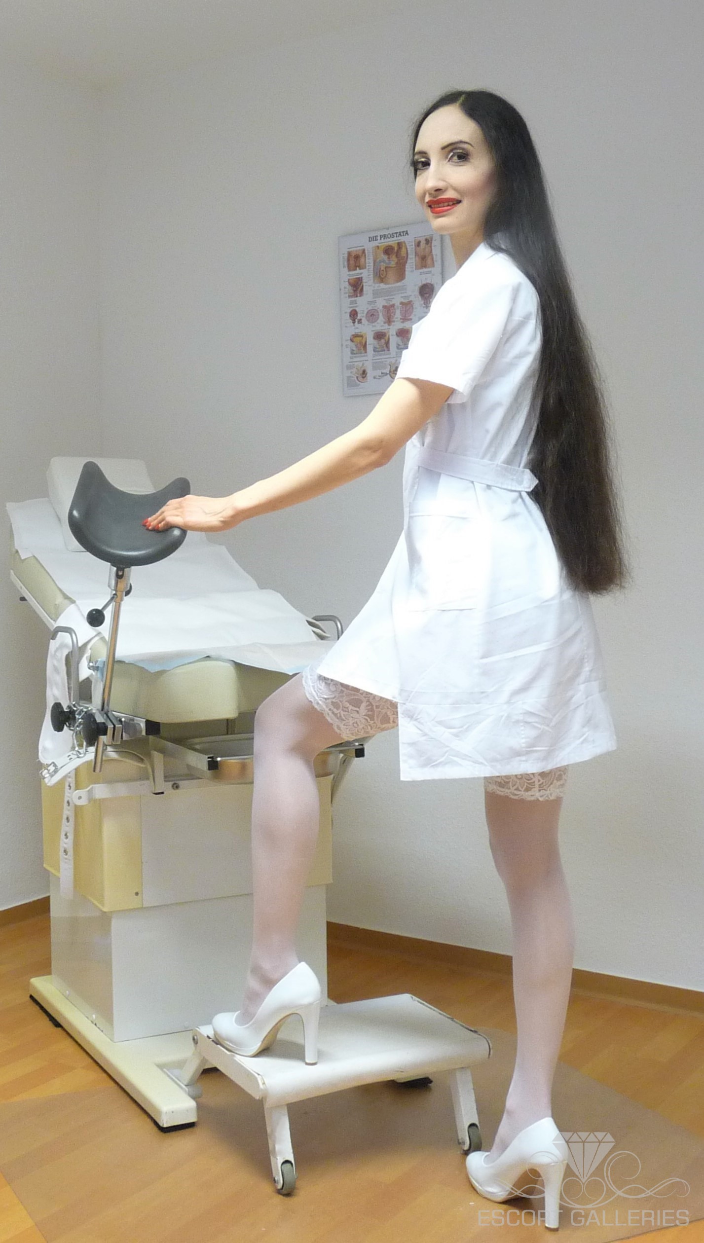 Miss Sandra Dortmund