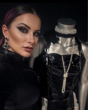 Herrin Chris Dea Klassische Herrin - Escort dominatrix Salzburg 6