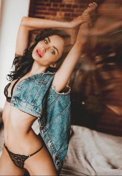 Miya - Escort ladies Paris 1