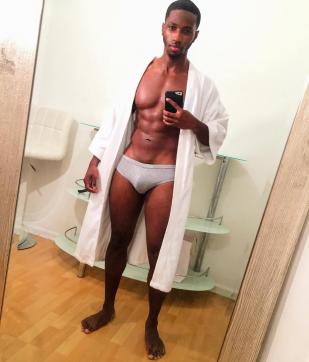 henry - Escort mens Dubai 3