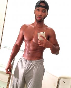 henry - Escort mens Dubai 7