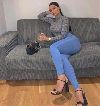 European girl I live in Istanbul - Escort lady Istanbul 4