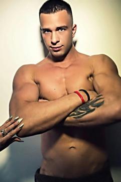 Maxim - Escort mens Saint Petersburg 2