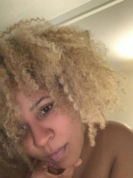 Victoria - Escort lesbian Arlington TX 2