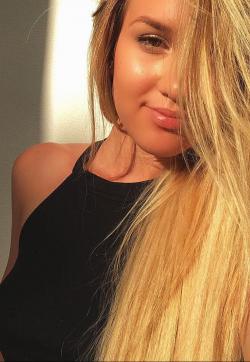 Kelly - Escort ladies Amsterdam 1