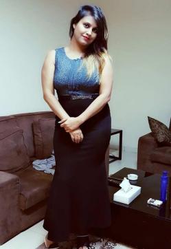 Amisha Narang - Escort lady Dubai 2