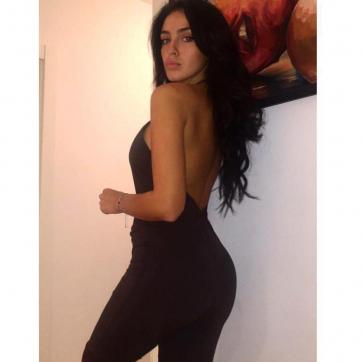 Sandra - Escort lady Abu Dhabi 4