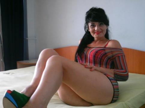 Andreea Hot Brunette - Escort lady Bucharest 3