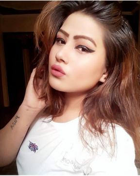 PRIYANKA SHARMA - Escort lady Delhi 2