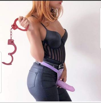 InayaDom - Escort dominatrix Paris 4