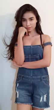 Student Escort Jiya in Dubai - Escort bizarre lady Dubai 2